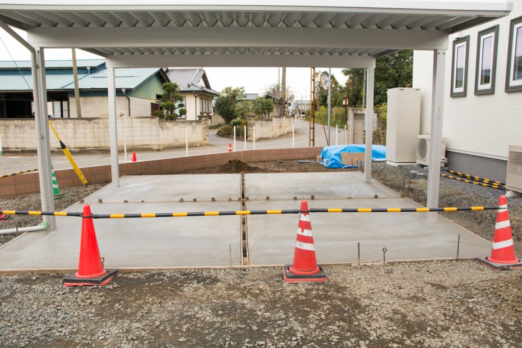 岡山県都窪郡の駐車場エクステリア工事は三協エクステリアへ